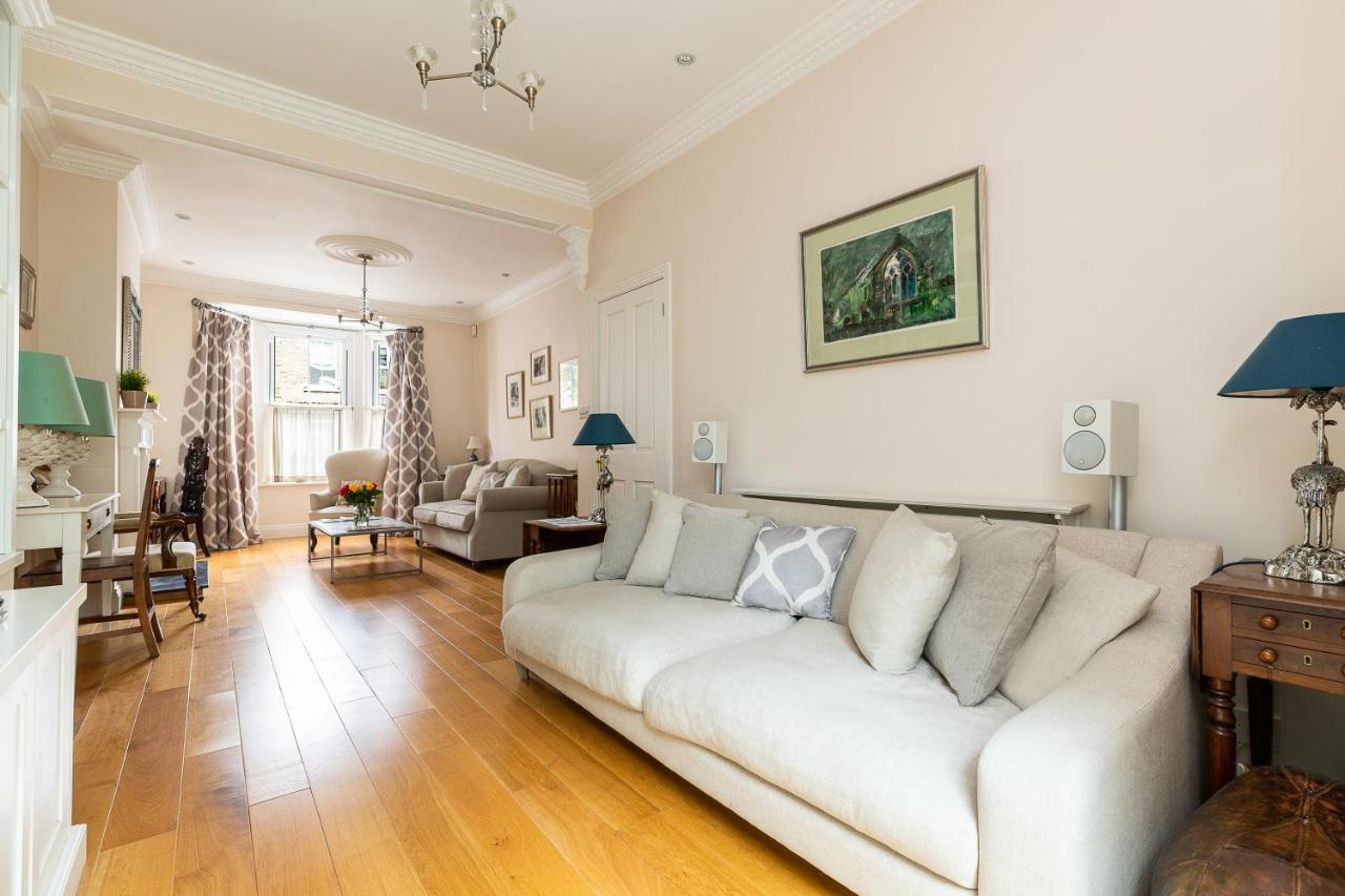 Apartamento Joivy Stunning 3 Bed, 2 Bath House With Garden And Rooftop Terrace Londres Exterior foto