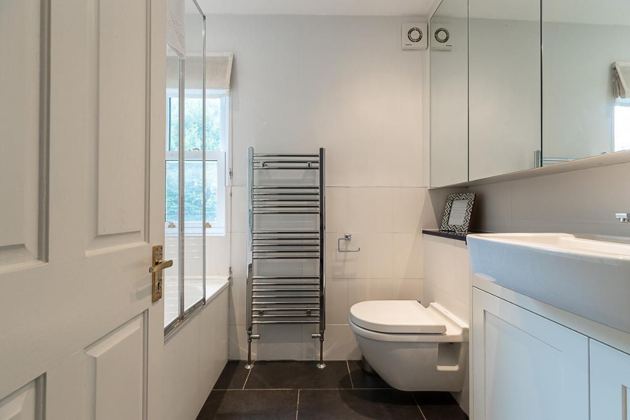 Apartamento Joivy Stunning 3 Bed, 2 Bath House With Garden And Rooftop Terrace Londres Exterior foto